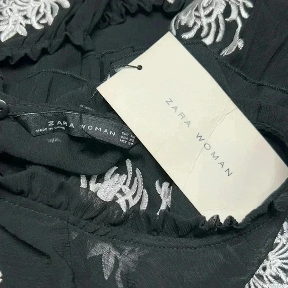 Zara RARE Embroidered Floral Black Tiered Blouse Too Size XS NWT - Picture 3 of 13